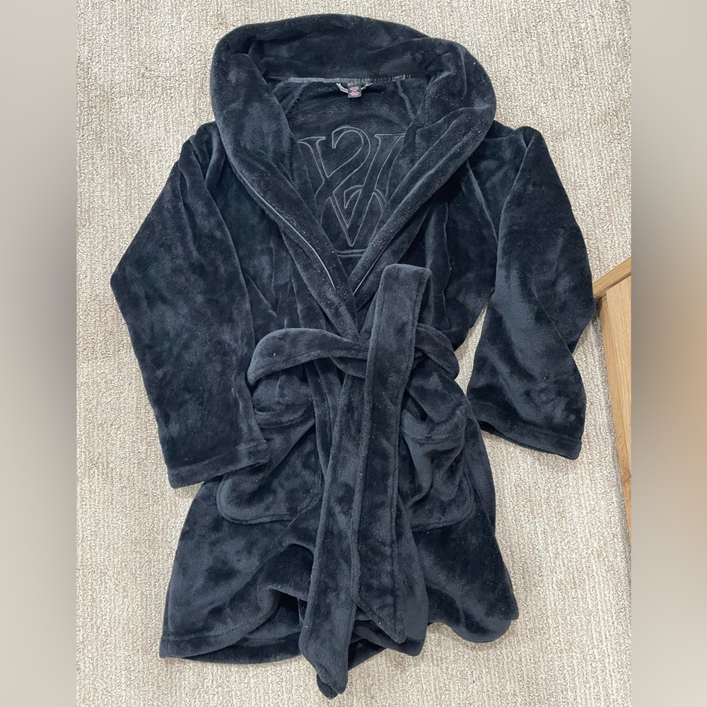 Victorias Secret Soft Black Robe Size M